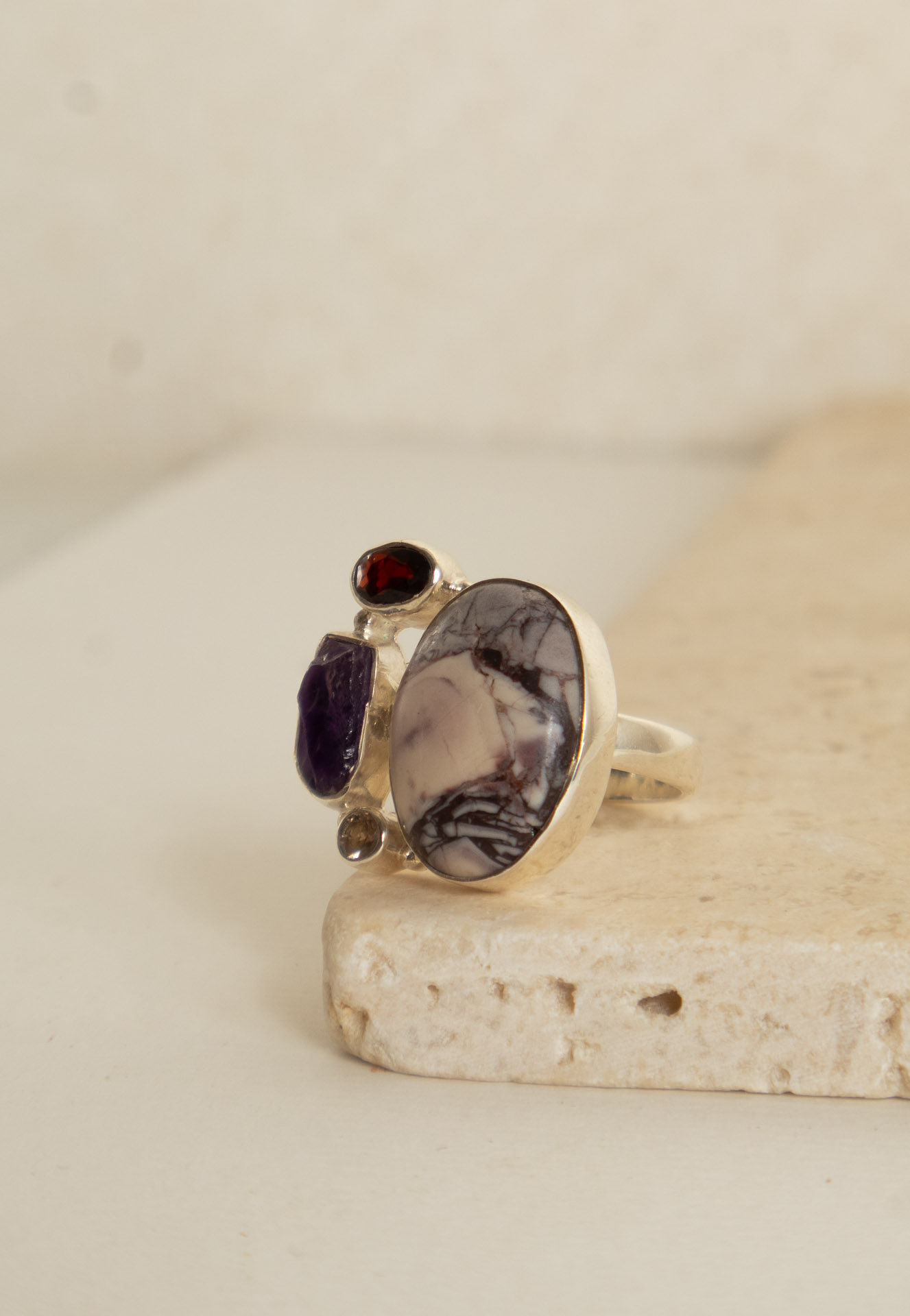 ANEL 4 PEDRAS CACOXENITA, GRANADA, AMETISTA E CITRINO