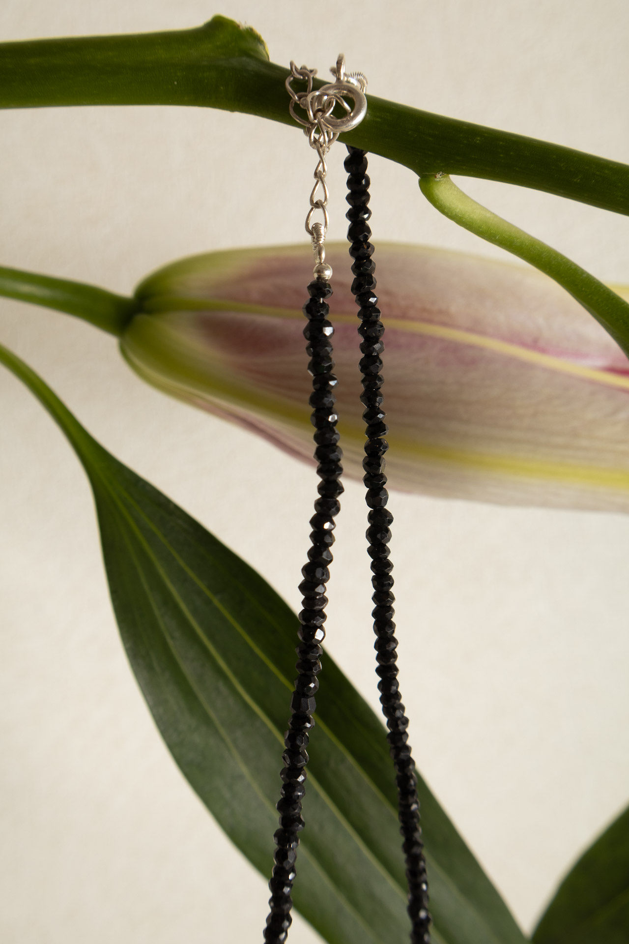 CHOKER PEDRAS NATURAIS LAPIDADAS ÔNIX